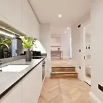 56 Goodramgate Apartment *
