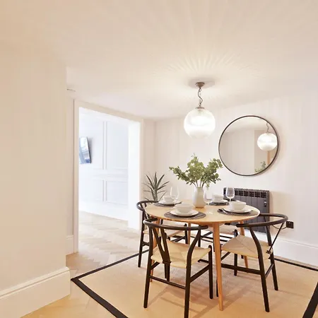 56 Goodramgate Apartment *