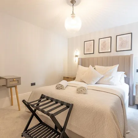 56 Goodramgate York